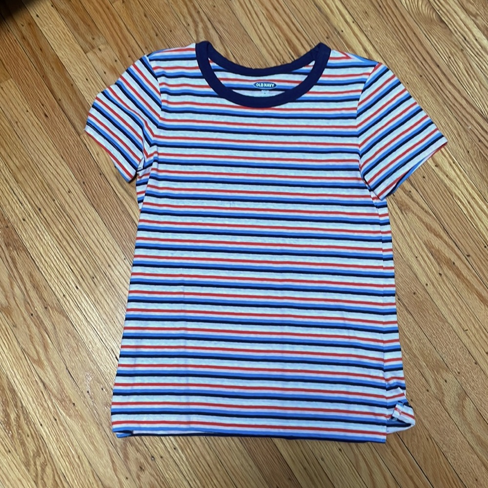 Old Navy striped, slim fit t-shirt. Size medium.